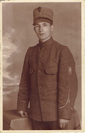 Kleinpenning T in militair uniform 1940.jpg