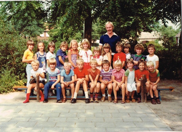 Mariaschool 1978 1979 klas 2.jpg