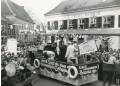 Carnavaloptocht voor Hotel Burgers 1959.png