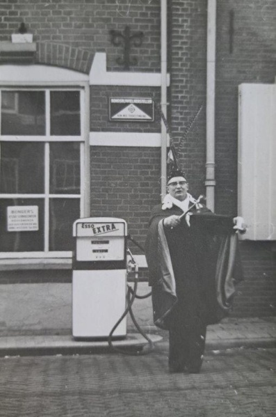 Bestand:Esso Marktstraat.jpg