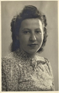 Frieda Bloemendaal (1920-2020).jpg