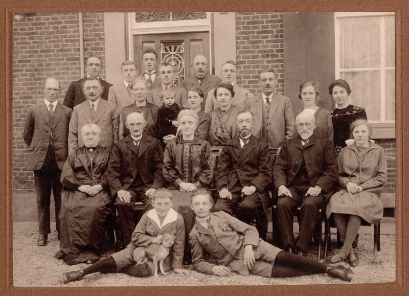 Bestand:Giesen-Sluiter 1926.jpg