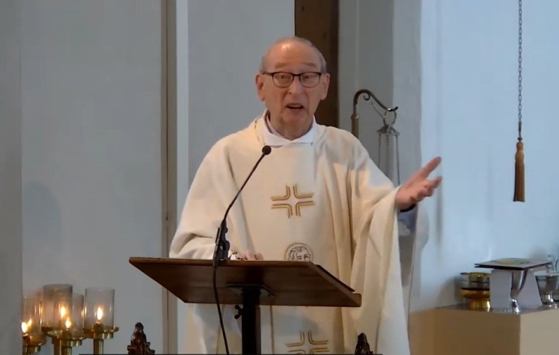 Bestand:HJC Hendriksen 60 jaar priester.jpg