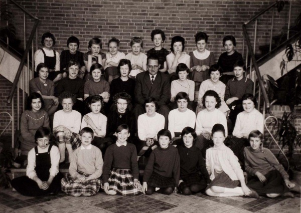 Mariaschool 1962 klas 6.jpg