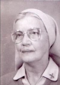 Mia Dijkman zuster geboren 1923 heerenberg.jpg