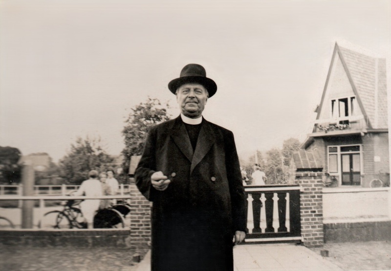 Bestand:Pastoor Meijer, aug 1939.jpg