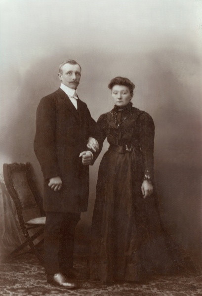 Bestand:Peters-Bles, huwelijk 21 mei 1909.jpg