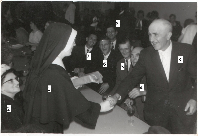 Bestand:Riny Braam 1956 Verthuizen genummerd.jpg