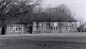 Schoolgebouw uit 1911.jpg