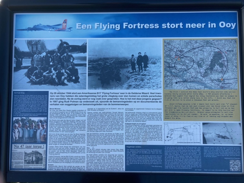 Bestand:Vliegend fort 44-8199 c.jpg