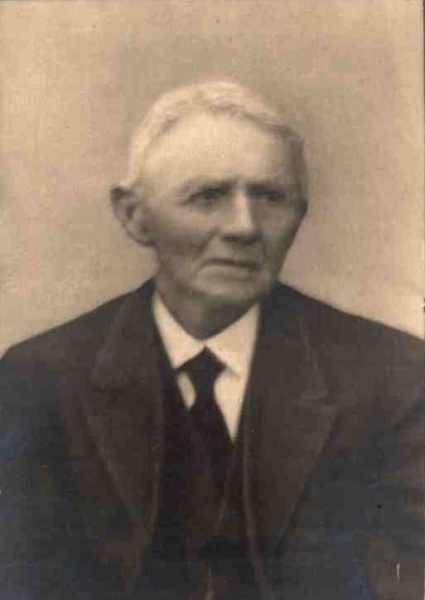 Bestand:Wiel,BernardusJ te 1863-1951.jpg